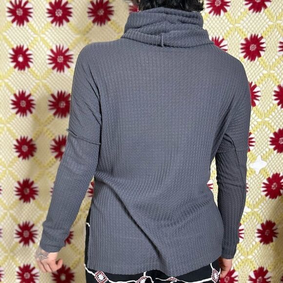 California moonrise long sleeve turtleneck tee XS - Picture 6 of 8